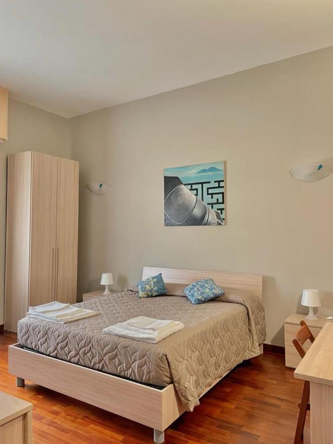 La Ferrovia Holiday Home Naples Luaran gambar