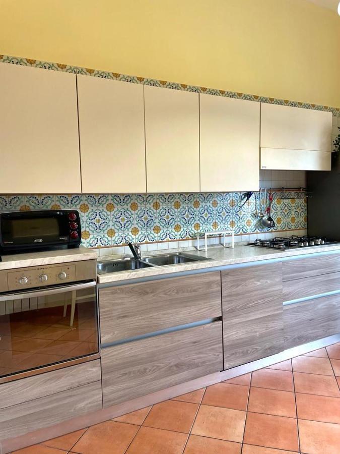 La Ferrovia Holiday Home Naples Luaran gambar